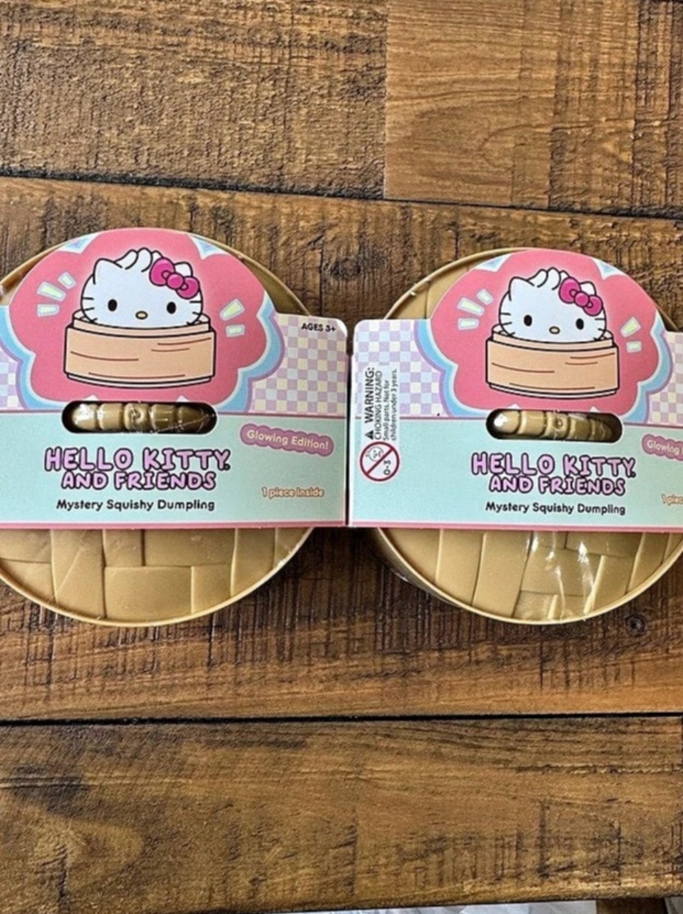 2 Hello Kitty Squishy Mystery Dumpling “Glowing Edition”